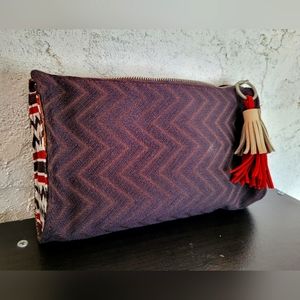 Etihad Airlines cosmetic bag